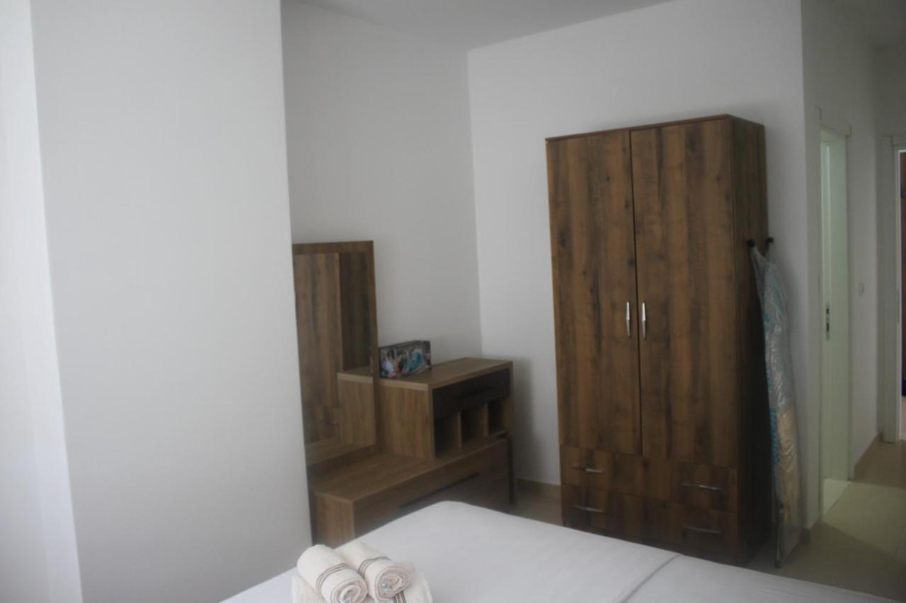 Everest Apartments Shëngjin エクステリア 写真