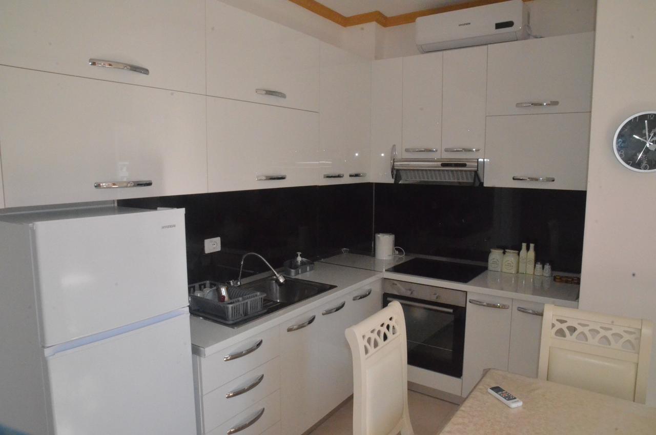Everest Apartments Shëngjin エクステリア 写真